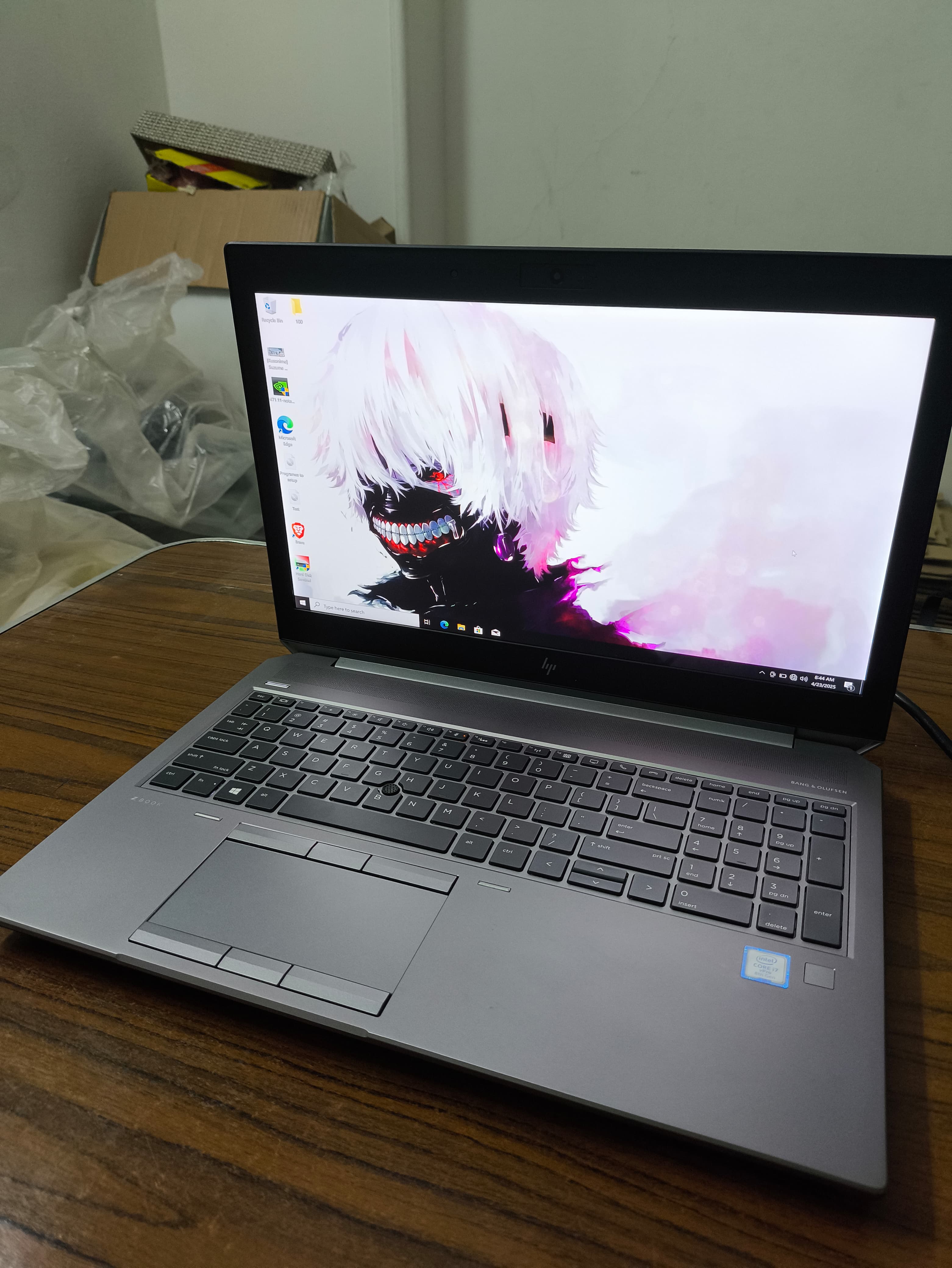 HP ZBook G5 – Core i7-8850H –RAM 16G – SSD 512 M2 – Nividia P2000 – for pes 22 – fifa 22 – for all adobe programs v - 6