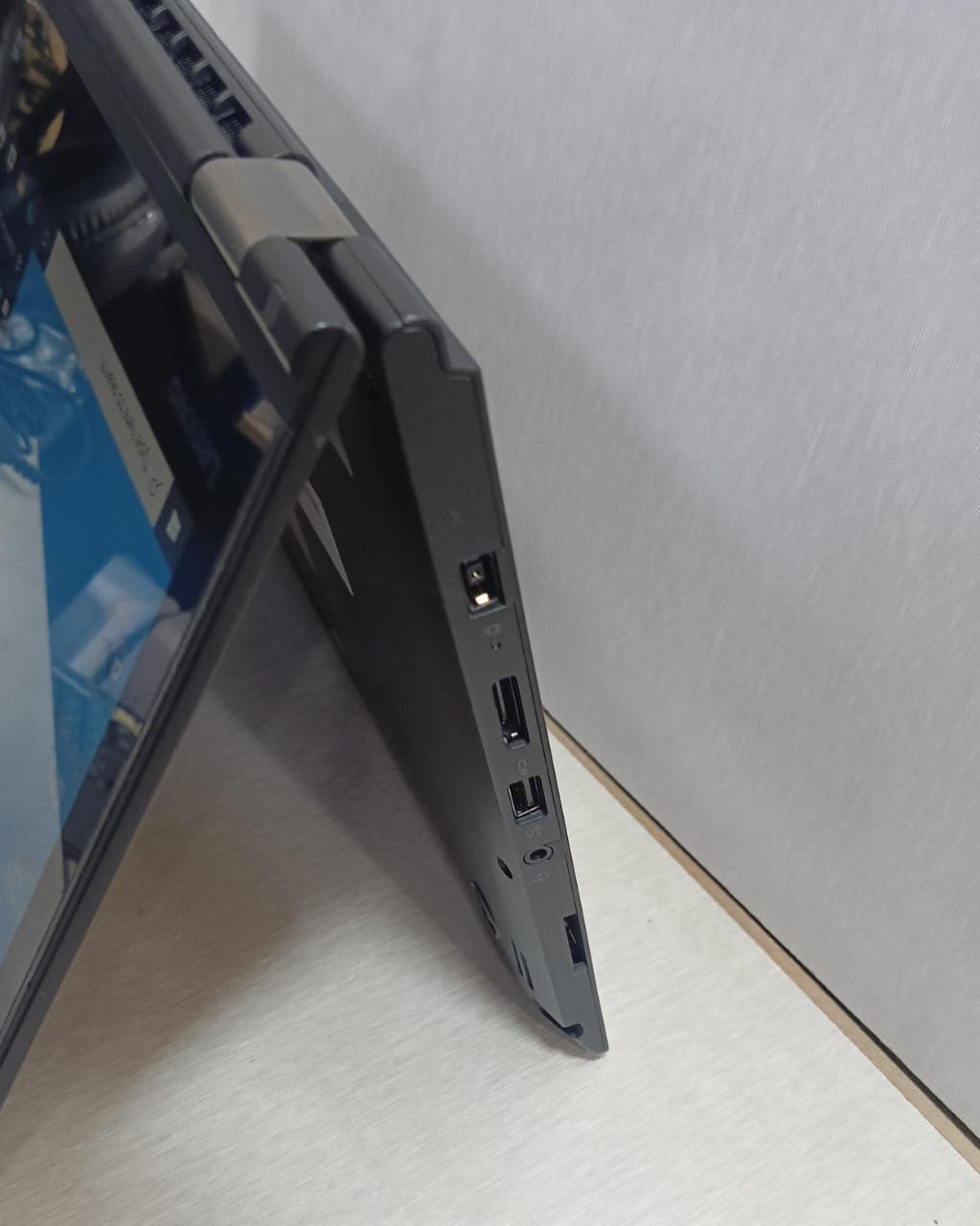 Lenovo Thinkpad yoga X360 - 5