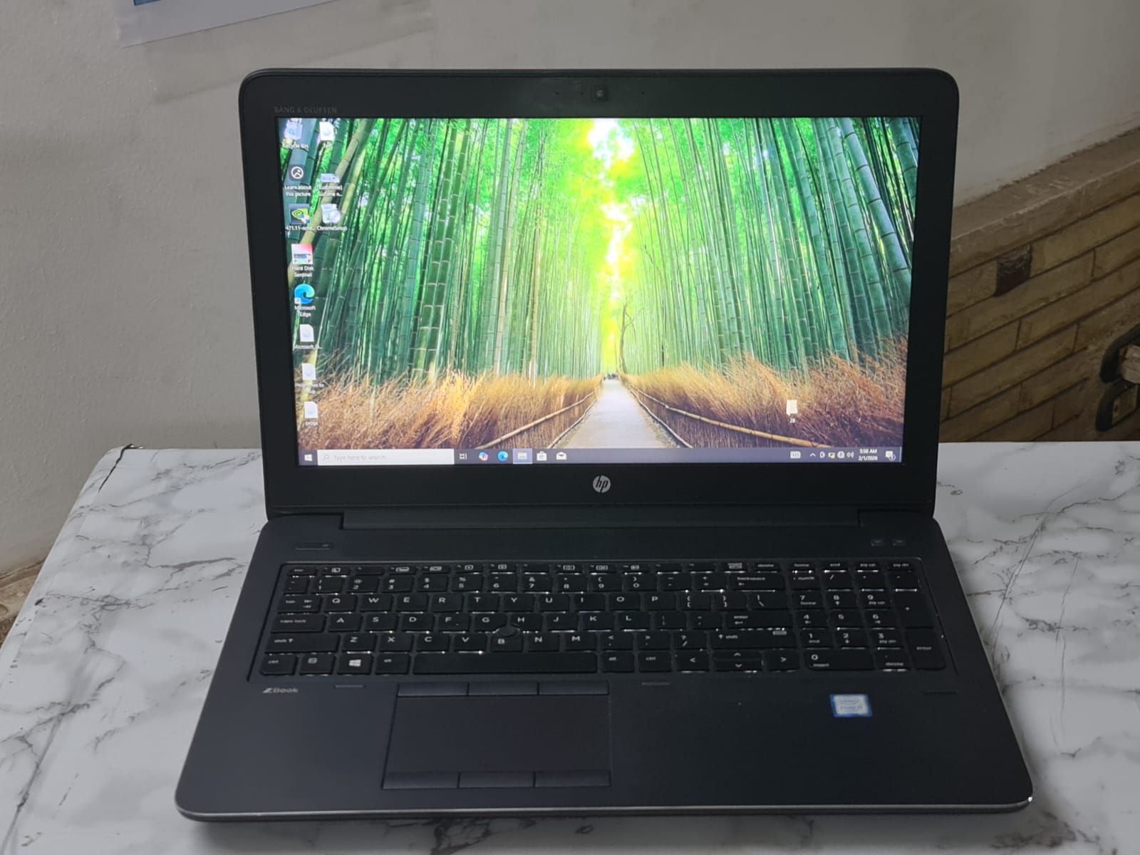 HP ZBOOK 15 G3 i7 6th 6700HQ VGA 4GB NVIDIA / 16 /256